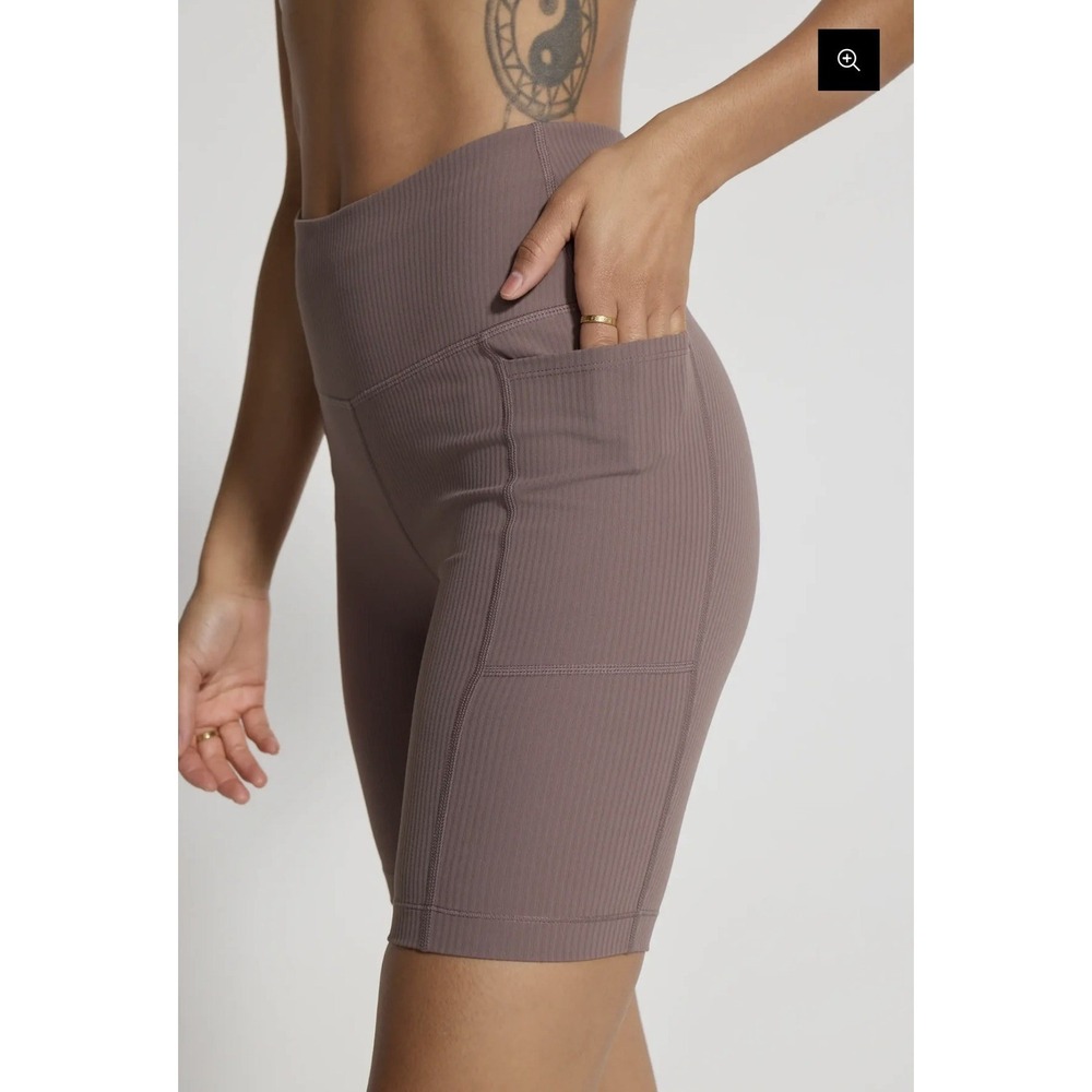 Mondetta Women's Size M Brown High-Waisted Bike Shorts Pockets NWOT